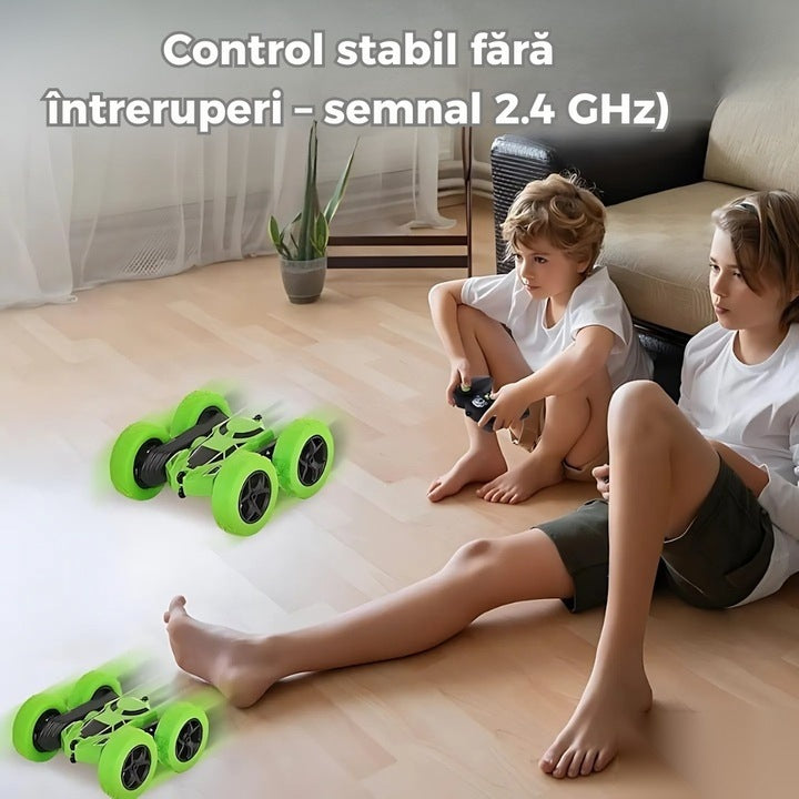 Mașinuță de cascadorii cu telecomandă 2.4GHz, rotație 360°, LED, baterie reîncărcabilă inclusă