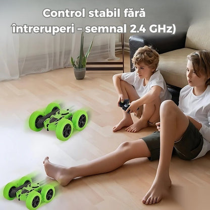 Mașinuță de cascadorii cu telecomandă 2.4GHz, rotație 360°, LED, baterie reîncărcabilă inclusă